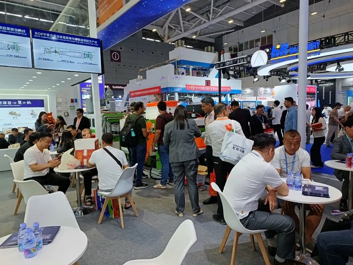 展會(huì)現(xiàn)場(chǎng)1 展會(huì)現(xiàn)場(chǎng)1