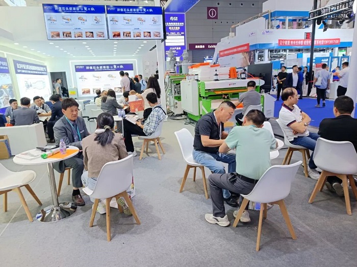 展會(huì)現(xiàn)場(chǎng)2 展會(huì)現(xiàn)場(chǎng)2