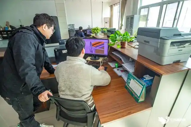 研發(fā)團隊課題攻關(guān)